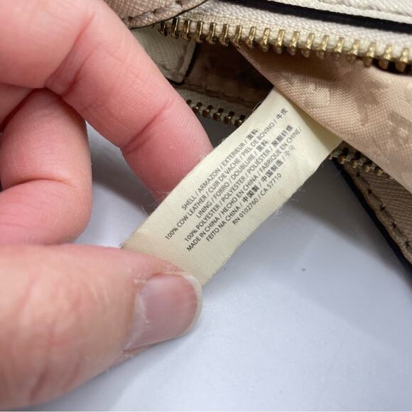 Kate Spade Cream Leather Square Crossbody Handbag Purse Medium Bag Classic - Picture 11 of 15